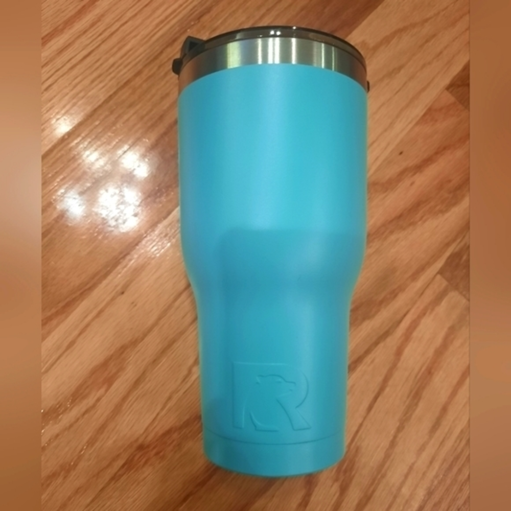 RTIC 30oz Tumbler‎ with Lid! AQUA